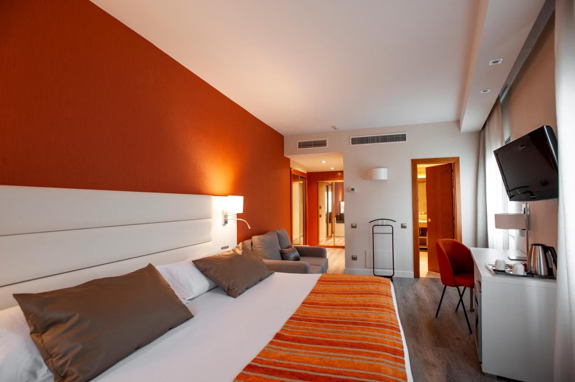 Catalonia Conde De Floridablanca Hotel Мурсия Стая снимка