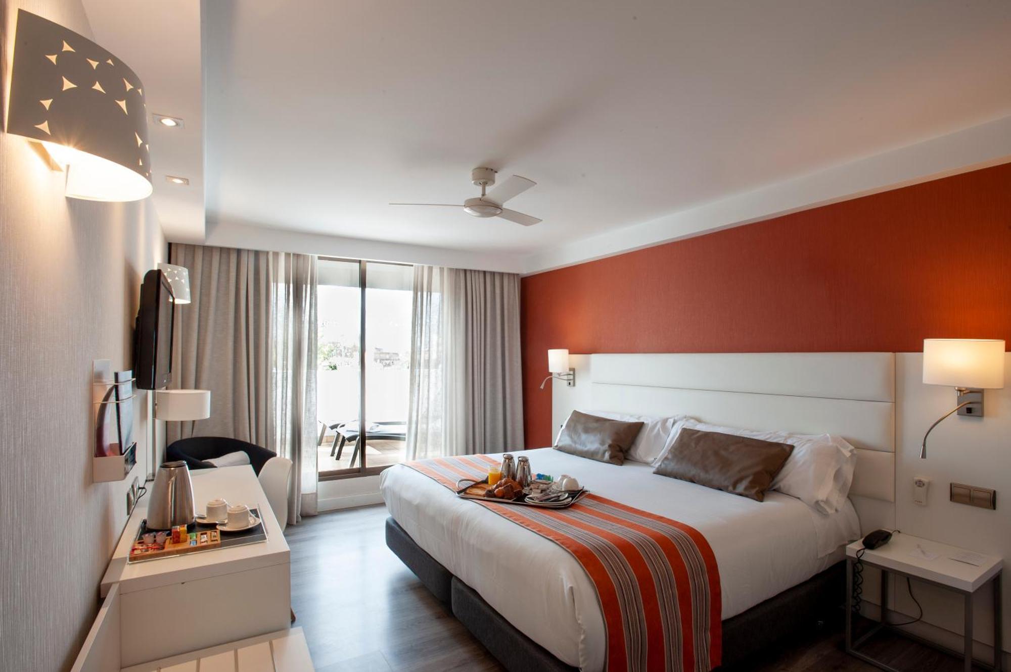 Catalonia Conde De Floridablanca Hotel Мурсия Стая снимка